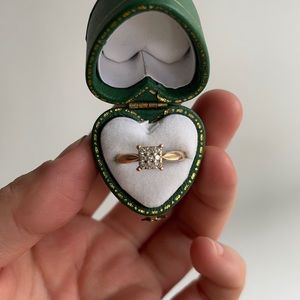 Vintage gold engagement ring with real diamonds